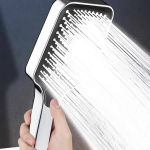 Ruudukujuline reguleeritav du&scaron;iotsik