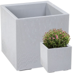 Lillepeenar KARO 400x400x400 ECO ringlussev&otilde;etud betoon - helehall betoon LA935-70 Lamela, Gėlių klomba KARO 400x400x400 ECO perdirbtas betonas - &scaron;viesiai pilkas betonas LA935-70 Lamela