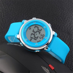 Tonshen laste kellad digitaalne v&auml;lispordi 50 m veekindel kell s&otilde;jav&auml;e 12h/24h aeg v&auml;rviline Led valgus plastikust kellad silikoonist rihmaga multifunktsionaalne kell poistele t&uuml;drukutele