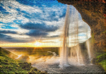 Ulmer Puzzleschmiede - Seljalandsfoss pusle - klassikaline 1000-osaline pusle - Islandi suurejoonelise kose pusle enne p&auml;ikeseloojangut