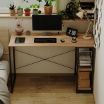 Arvutilaud loft helepruun modernne riiulitega t&ouml;&ouml;stuslik