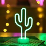 Neoonne LED-seinadekor, USB / patareidega, kaktus