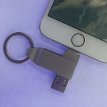 V&auml;lkm&auml;luseade iPhoneile, USB 3.0 OTG m&auml;lupulk.