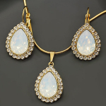 Swarovski kristallidega kaunistatud kaelakee DiamondSky Celestial Drop White Opal