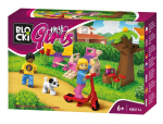Blocki girls Jalutusk&auml;ik Pargis