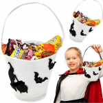Halloweeni kommid &auml;mber valge