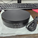 USB pulk Must/Valge Elektriline 360 Kraadi P&ouml;&ouml;rlev Alus USB Toiteallikaga., Juoda