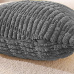Dekoratiivsed velvetist padjap&uuml;&uuml;rid, komplekt 2 tk, modernsed 45x45 cm, hallid &mdash; padjap&uuml;&uuml;rid, elutoa tekstiil, v&auml;iksed padjap&uuml;&uuml;rid, magamistoa sisustus, padjap&uuml;&uuml;rid 45x45, kodutekstiil, t&otilde;mblukuga padjap&uuml;&uuml;rid
