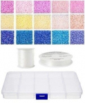 Niidid ja klaasist &uuml;mmargused toruhelmed 12/0 RainBow&reg;, 15 heledat v&auml;rvi, iga&uuml;ks 10 g, komplekt karbiga