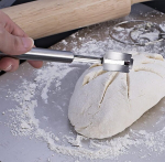 Bgfuni pagarisa nuga, lahm t&ouml;&ouml;riistakomplekt leiva sissel&otilde;ikamiseks, tainanuga, baguette nuga 5 raseerimisteraga isetehtud leivataina mustri jaoks, leivanuga, pagaril&otilde;ikur, sissel&otilde;ikenuga l&otilde;ikamiseks, roostevabast terasest k&auml;epide (a)