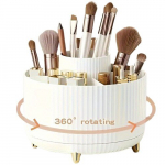 360&deg; p&ouml;&ouml;rlev meigi ja kosmeetika hoiustamise alus