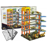 Suur mitmekorruseline parkla koos lifti, autode ja v&auml;rvikaartidega