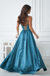 Bicotone pikk kleit &ndash; elegantne valik
