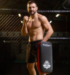 T55 Thai Training Shield &ndash; pikk profiil