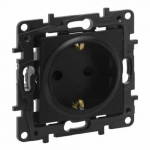 Legrand Niloe Schuko 863520 must 2p+z pistikupesa, Juoda