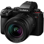 Panasonic Lumix DC-S5 II + LUMIX S 20-60mm F3.5-5.6