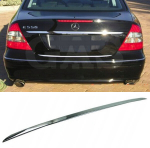 Mercedes E-klassi W211 sedaan KROMMIKIRJAD LAPE'l