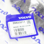 VOLVO V60 parem esilaternapesuri kork R-Design originaal 39823211