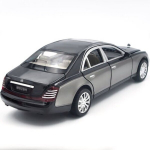 Inertsiaalne metallauto Maybach 62s S650 1:24 Gray/Black
