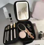 Kosmeetikakott LED-valgustusega peegliga