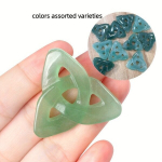 Looduslikud Gemstone Triquetra Ripatsid, Iiri S&otilde;lmeg Ravikristallid., 1 vnt Green Aventurine