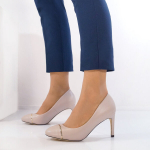 Beežid kingad kontsaga