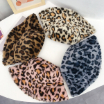 Naiste m&uuml;tsid, &uuml;mberp&ouml;&ouml;ratav m&uuml;ts naistele ja meestele, kokkupandav Leopard Cheetah Print Fisherman Sun Cap Bucket m&uuml;ts t&uuml;drukule, pruun
