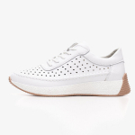 Tennised naistele Sergio Leone