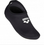 Arena Pool Grip sussid, must, suurus 38/39