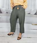 Elegantsed p&uuml;ksid STRAIGHT viskoosist lisandiga PLUS SIZE dekoratiivne AGRAFKA