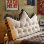 Seljatoe padi diivan-voodile, Pearl White