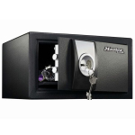 Master Lock Small safe has key x031ml