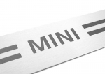 BMW Mini Countryman R60 Eesmine Parempoolne Blende Originaal 51779800666