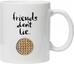 Stranger Things inspireeritud - Friends Don't Lie - j&otilde;uluteemaline valge tee kohvikruus 330ml keraamiline - ideaalne valentinip&auml;eva/lihav&otilde;ttep&uuml;hade/suve/j&otilde;ulude/s&uuml;nnip&auml;eva/aastap&auml;eva kingitus