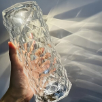 Crystal Diamond laualamp v&auml;rvi muutva LED-iga.