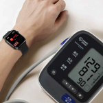Nutikell Nutikell, Nutikell &ndash; tervisemonitor: Temp, BP, SpO2, Une j&auml;lgija, Ilmateave, must-stiilis: silikageel;