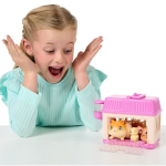 Playset - LITTLE LIVE PETS - Mama Surprise Hamsters - Babies Included - Customizable Accessories