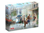 Kokkupandav mudel ICM 35905 Chernobyl#5. Extraction (2 adults, 2 children and luggage) 1/35