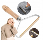 Karva- ja loomakarvade eemaldamise hari, polstri ja r&otilde;ivaste puhastamiseks