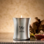 Woodwick Candescent Coast puidust tahiga l&otilde;hnak&uuml;&uuml;nal