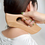 Puidust Gua Sha Massaaži T&ouml;&ouml;riist L&uuml;mfidrenaažile, Ema P&auml;eva Kingitus