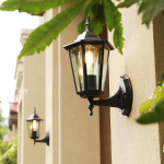 V&auml;litingimustes E27 latern aias seinalamp UPPER Black BELLIS LUMILEDile