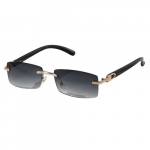 Stiilsed p&auml;ikeseprillid naistele