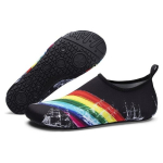 Ujumisjalatsid unisex ChuulGorl, mitmev&auml;rviline