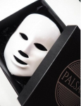 LED-mask &bdquo;Palsar&ldquo; 7 v&auml;rvi, valge noorendamine, aknehooldus, kortsude v&auml;hendamine