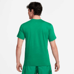 Nike T-S&auml;rgid M Nsw Club Tee Green AR4997 365 AR4997 365/L