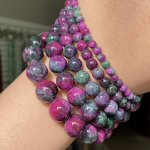 Looduslikud punased ja rohelised P&auml;rsia kivist helmed ehete jaoks. Rivex, 4 mm / 0,16 tolli (umbes 88 tk.)