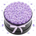 Luksuslik magavate rooside kompositsioon &uuml;maras karbis, 279x279x165 mm, Lavender Purple