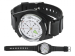 K&auml;eshoitav kompass Mil-Tec Wrist Compass, must