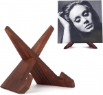 Now Playing vin&uuml;&uuml;lplaadi alus, puidust, pruun